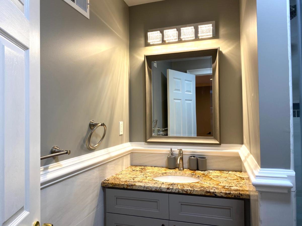 Alina & Fanny - 1212 Mt Vernon St Apartment *